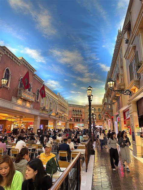 The Venetian Macao, Cotai: Hotel Reviews, Rooms & Prices.